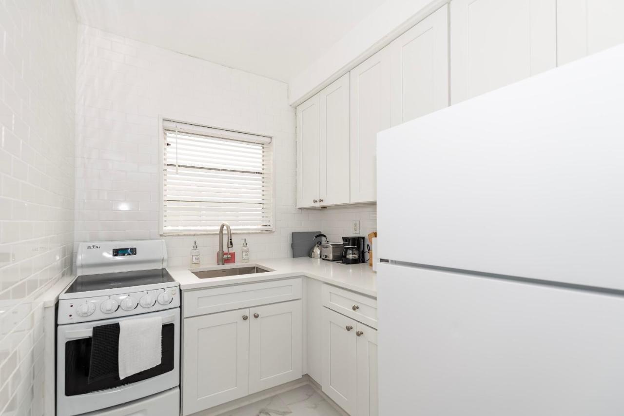 Sunnys Days 5Th St Apartment Miami Beach Exterior photo
